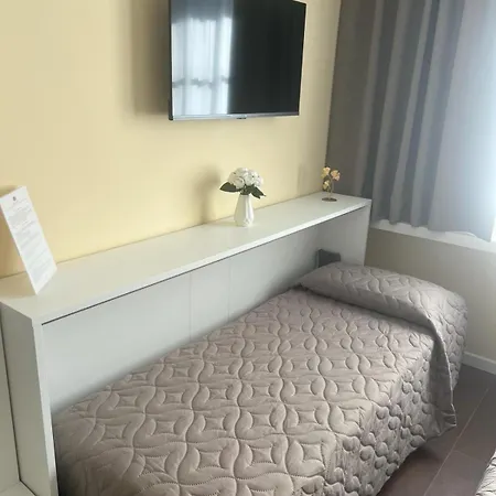 La Dea Bendata Bed & Breakfast 3*