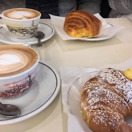 Bed & Breakfast La Dea Bendata 3*